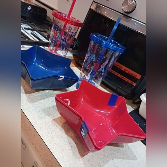 Patriotic 4th of July Red & Blue Bowls and Light Up Cups - Picture 5 of 8